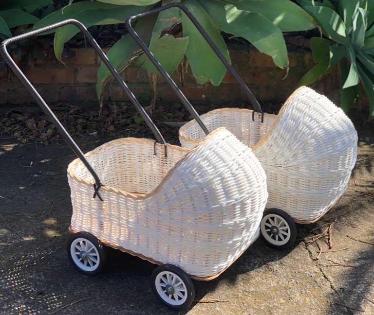 Dolls Pram