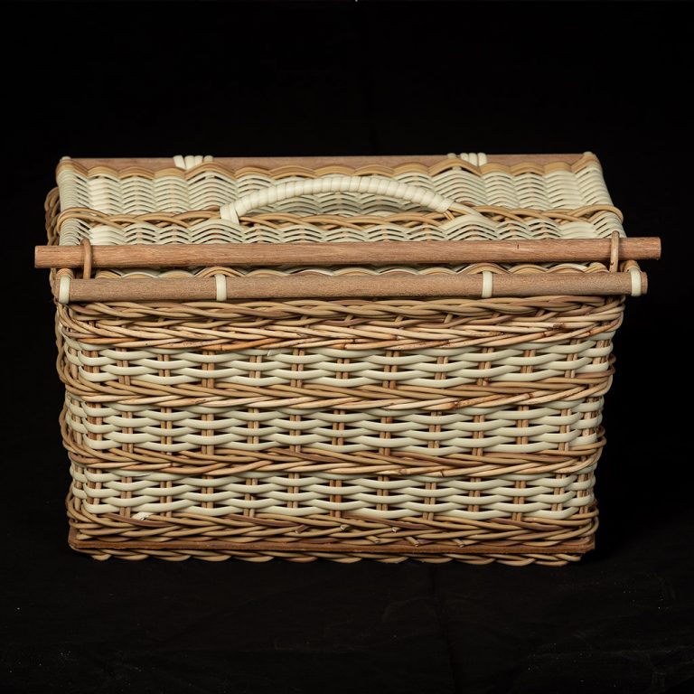 Traditional-Picnic-Basket-2-man-R525