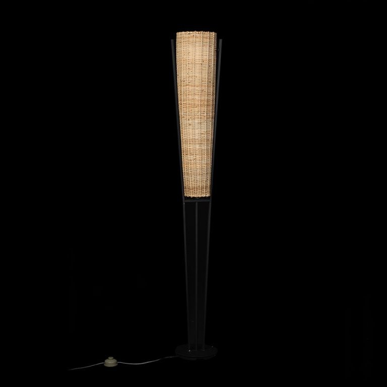 Woven-Lamp- Light Stand