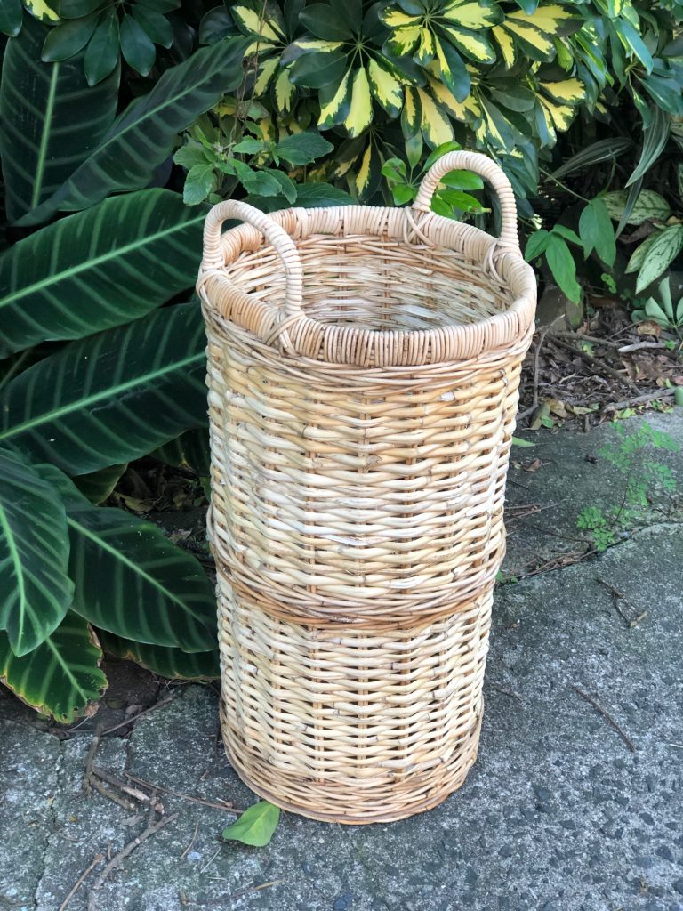 Umbrella basket